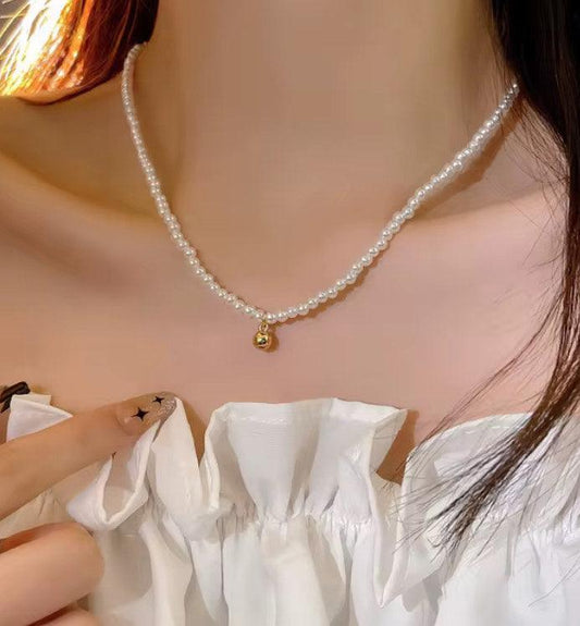 Chloé | Collier en perles classiques - pendentif perle doré - Actoshine Réunion