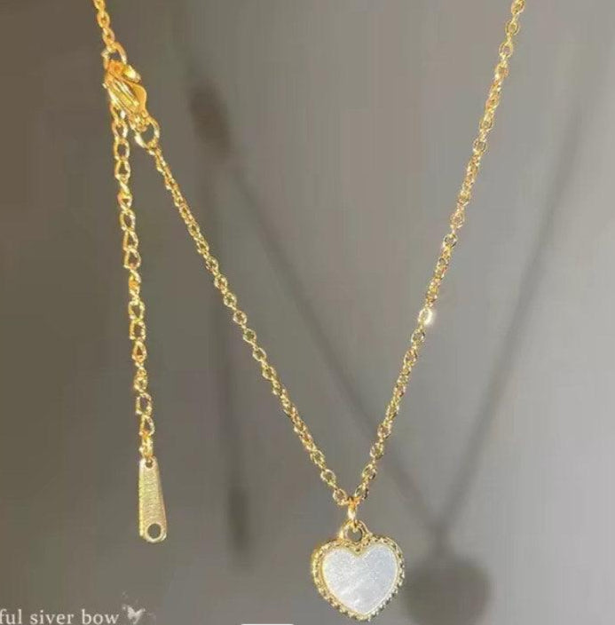 Livia | Collier en acier inoxydable - pendentif cœur - Actoshine Réunion