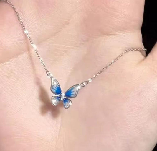 Zephira | Collier en acier inoxydable - pendentif papillon - Actoshine Réunion