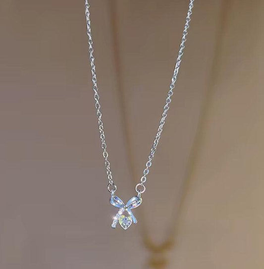 Léna | Collier en acier inoxydable - pendentif nœud - Actoshine Réunion