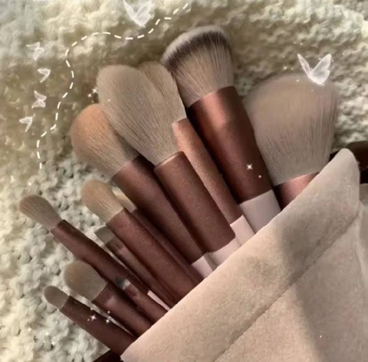 Set de 13 Pinceaux Maquillage Pro – Finition Impeccable & Look Naturel | Collection Marron