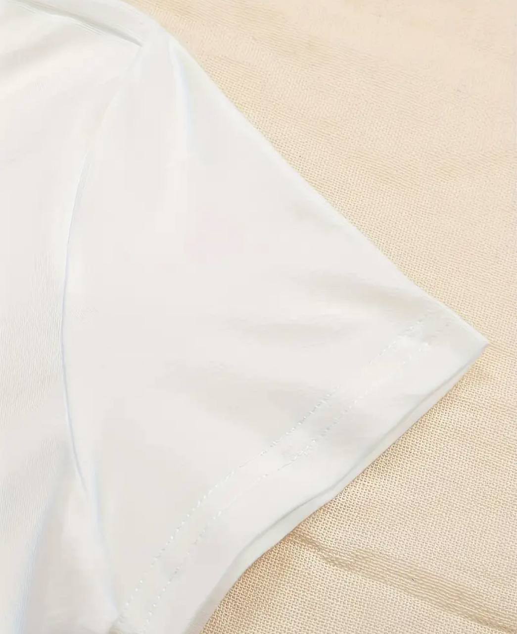 Top Blanc Douceur – Chic et Simplicité