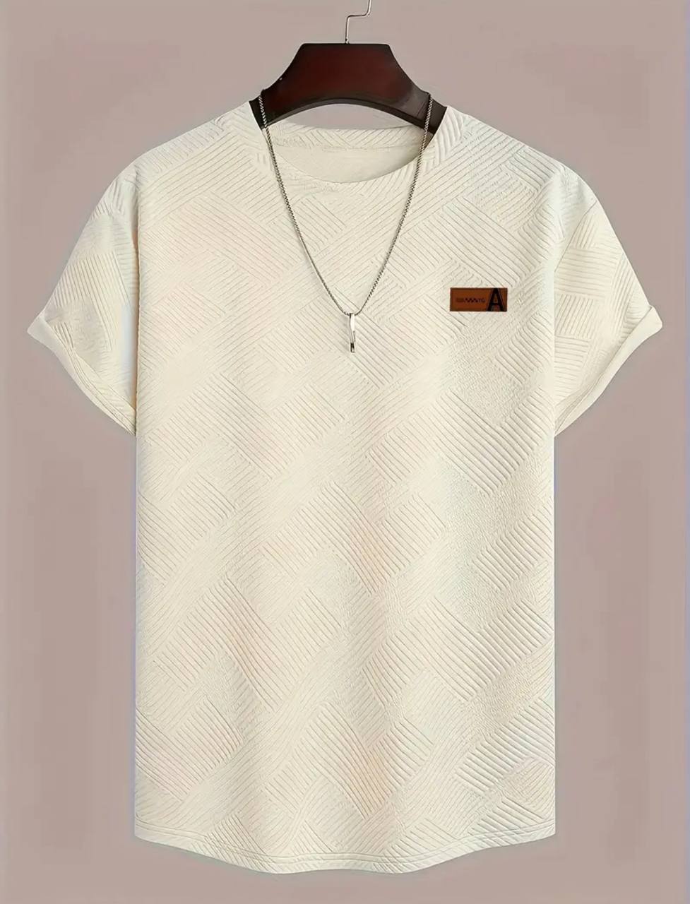 T-shirt Signature Élégance – Classe & Confort Tricoté