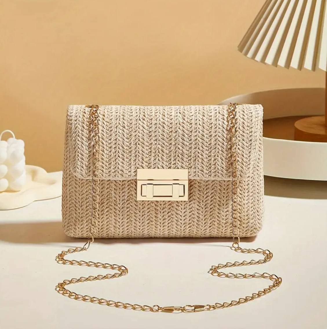 Sac Bandoulière Tissé Élégance – Artisanat Chic & Détail de Caractère