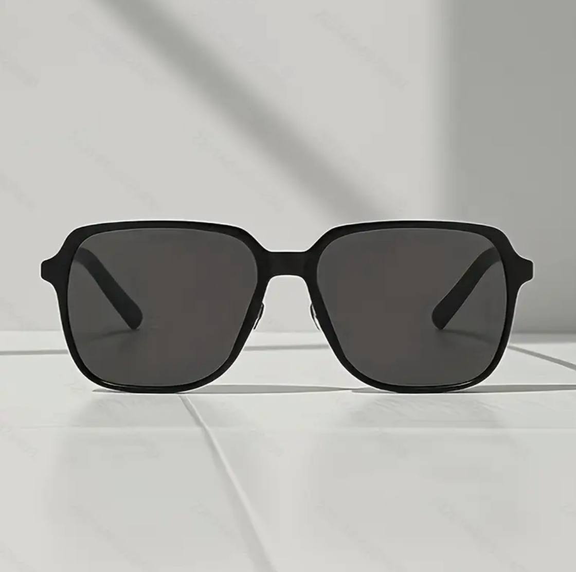 Lunettes Rétro Élégance – Style Vintage, Légèreté & Résistance